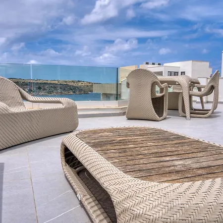 Sunset Terrace Penthouse Veccja Point St Pauls Bay * San Pawl il-Baħar