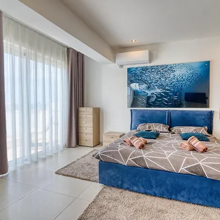 Sunset Terrace Penthouse Veccja Point St Pauls Bay * San Pawl il-Baħar